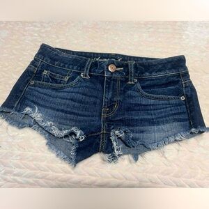 American Eagles Women’s Shortie Dark Wash Distress